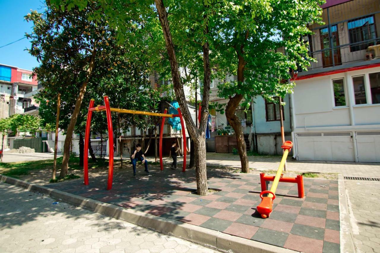Apartment On Gorgiladze 25 Batumi Luaran gambar