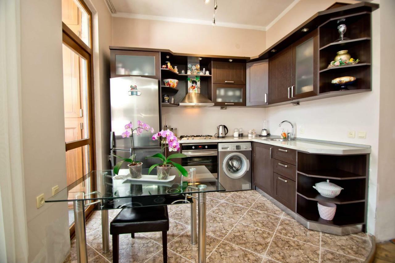 Apartment On Gorgiladze 25 Batumi Luaran gambar