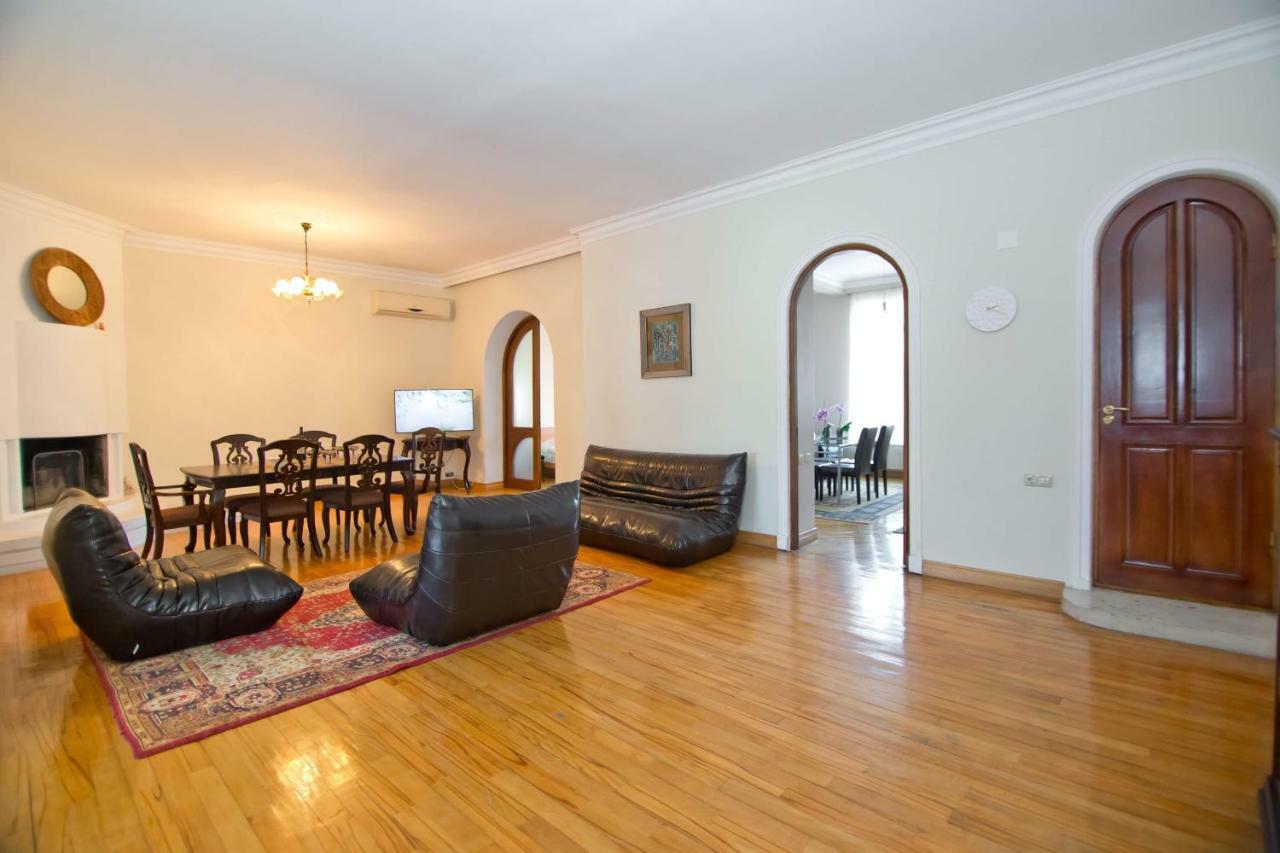 Apartment On Gorgiladze 25 Batumi Luaran gambar