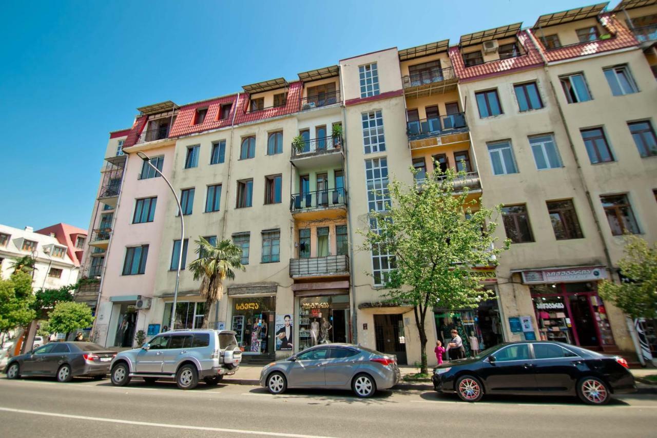 Apartment On Gorgiladze 25 Batumi Luaran gambar