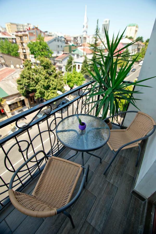 Apartment On Gorgiladze 25 Batumi Luaran gambar